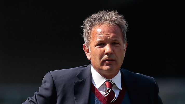 VERONA, ITALY - APRIL 23: Torino FC manager Sinisa Mihajlovic looks on during the Serie A match between AC ChievoVerona and FC Torino at Stadio Marc'Antonio Bentegodi on April 23, 2017 in Verona, Italy. (Photo by Emilio Andreoli/Getty Images) Chievo-Torino 1-3, il film della partita: “La Formula”- immagine 1