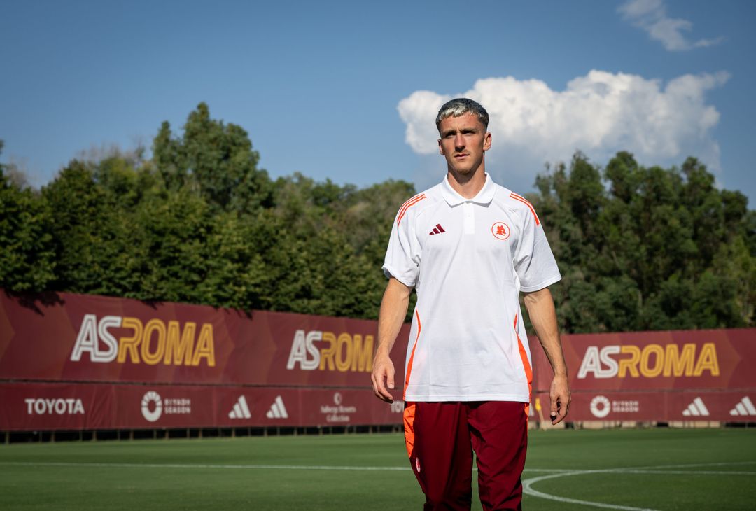 Roma, Saelemaekers e Koné con la nuova maglia – FOTO GALLERY - immagine 8