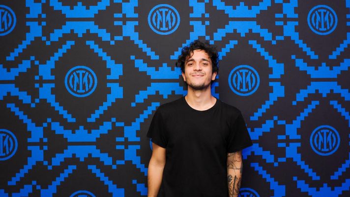 Tananai: “Inter, Champions o scudetto? Ho scelto. Non succede, ma se succede potrei essere…” Tananai: “Inter, Champions o scudetto? Ho scelto. Non succede, ma se succede potrei essere…” - immagine 1