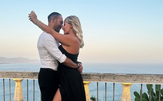 Manila Nazzaro dopo l’addio ad Amoruso brilla accanto ad Oradei. La dedica di lui- immagine 2