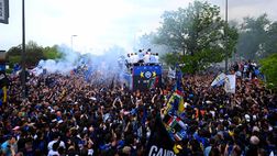 Inter, festa scudetto infinita: più di 300 mila a Milano per un abbraccio lungo 9 ore