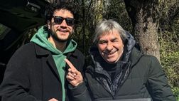 Conti-Maradona: l’abbraccio diventa un quadro. E Bruno riceve un regalo speciale