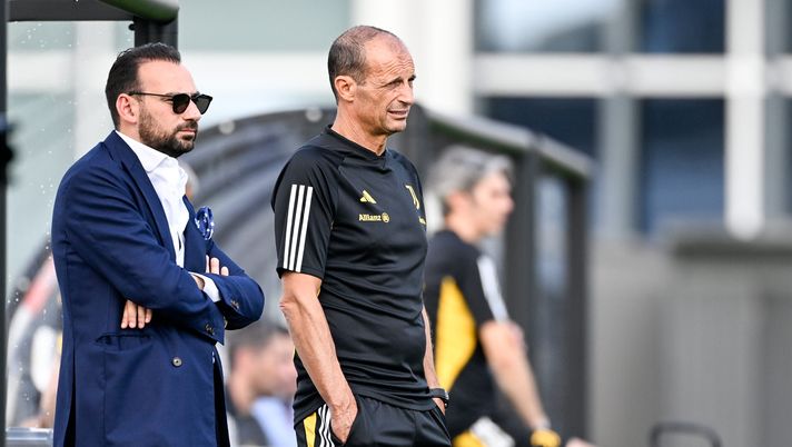 TURIN, ITALY - JULY 15: Giovanni Manna, Massimiliano Allegri of Juventus during a training session at JTC on July 15, 2023 in Turin, Italy. (Photo by Daniele Badolato - Juventus FC/Juventus FC via Getty Images) Il Napoli fa sul serio per Allegri: cena a Milano con Manna. Il retroscena – CorSera - immagine 1