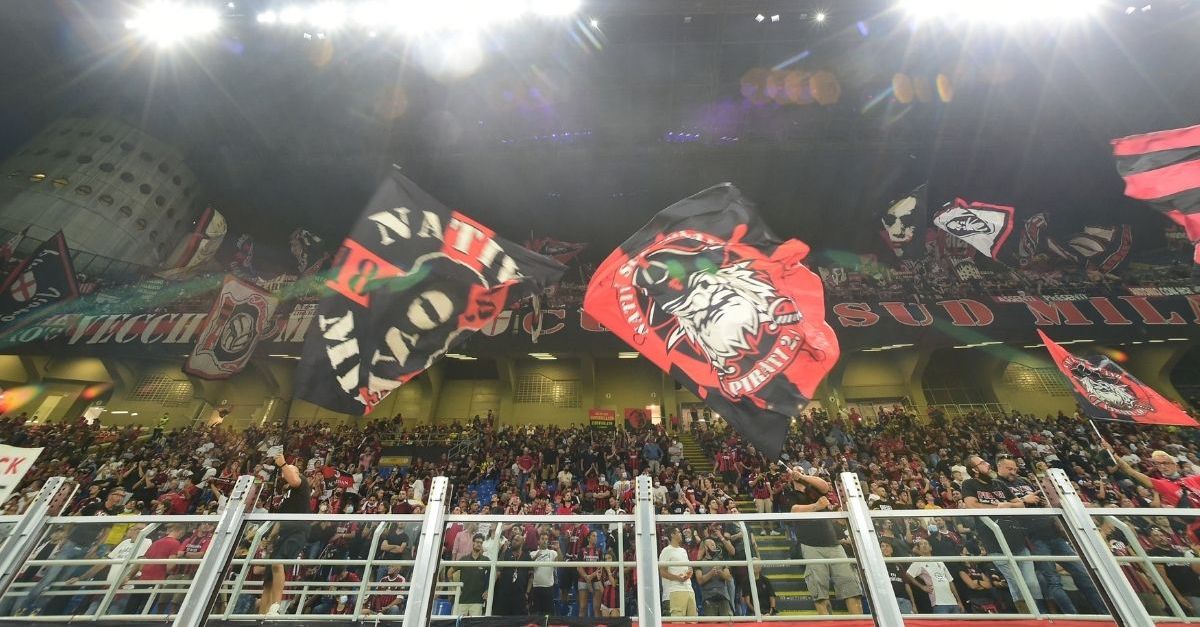 Milan, Curva Sud contro il caro prezzi del settore ospiti