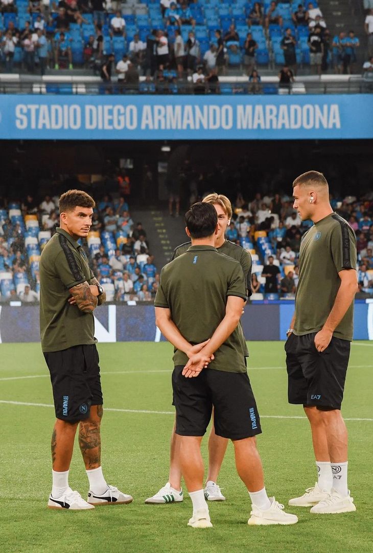 GALLERY È tutto pronto, calciatori già in campo: le immagini del pre-partita - immagine 2