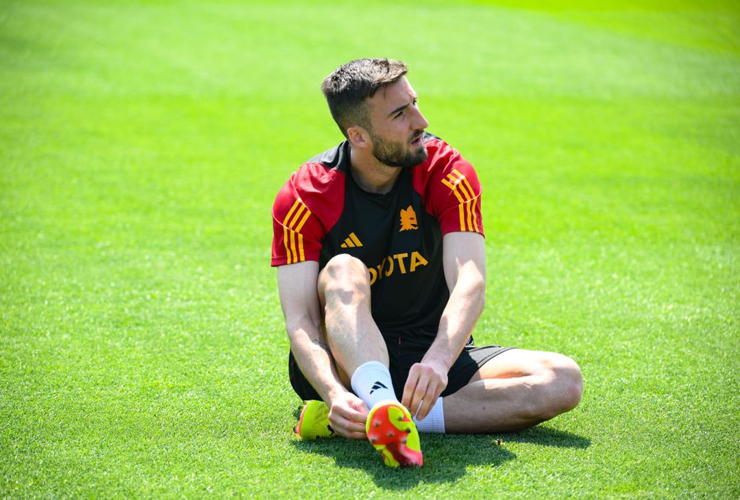 Roma, allenamento tra palestra e campo a Monzello: Dybala c’è – FOTO GALLERY - immagine 26