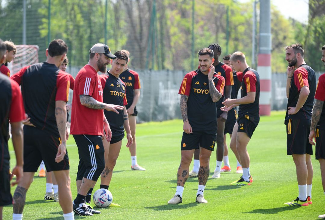 Roma, allenamento tra palestra e campo a Monzello: Dybala c’è – FOTO GALLERY - immagine 38