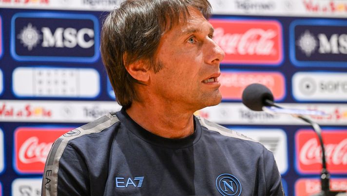 DIMARO, ITALY - JULY 13: SSC Napoli Head Coach Antonio Conte speaks to the media while attending a press conference on July 13, 2024 in Dimaro, Italy. (Photo by SSC NAPOLI/SSC NAPOLI via Getty Images) conte
