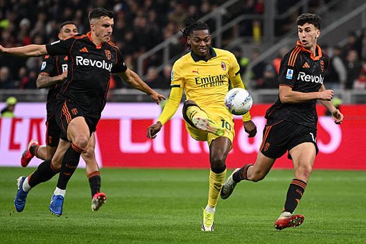 Leao, Milan (Photo by Piero CRUCIATTI / AFP via Getty Images) milan-como