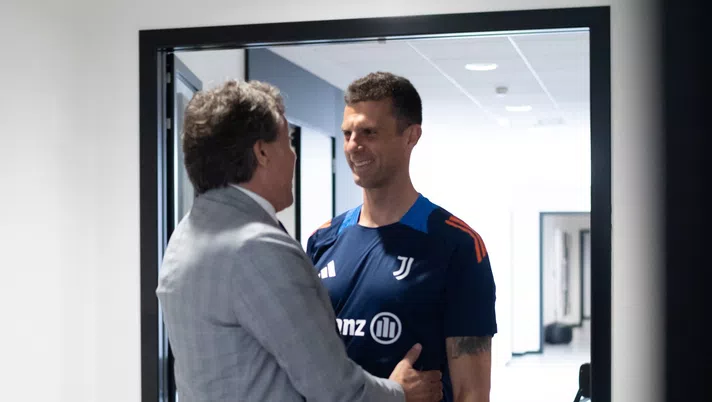 Juve, Thiago Motta: “Faremo un grandissimo lavoro, ecco il nostro obiettivo” - immagine 1