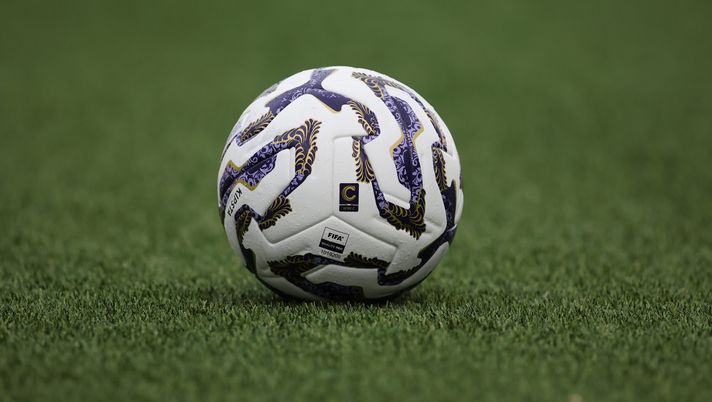 TRENTO, ITALY - JULY 27: The Serie C official ball during Pre-Season Friendly match between Trento and FC Internazionale at Briamasco stadium on July 27, 2025 in Trento, Italy. (Photo by FC Internazionale/Inter via Getty Images) Serie C, il Rimini verso l’esclusione: presentata la richiesta di liquidazione - immagine 1