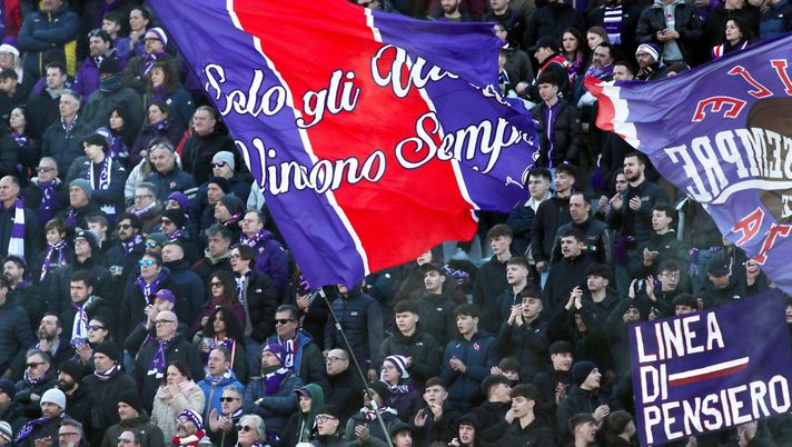 GERMOGLI PH: 16 FEBBRAIO 2025 FIRENZE STADIO ARTEMIO FRANCHI CAMPIONATO SERIE A FIORENTINA VS COMO NELLA FOTO TIFOSI Curva Fiesole