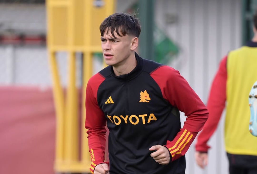 Roma, seduta con vista sul Lecce: in gruppo Dybala e Renato Sanches – FOTO GALLERY - immagine 47