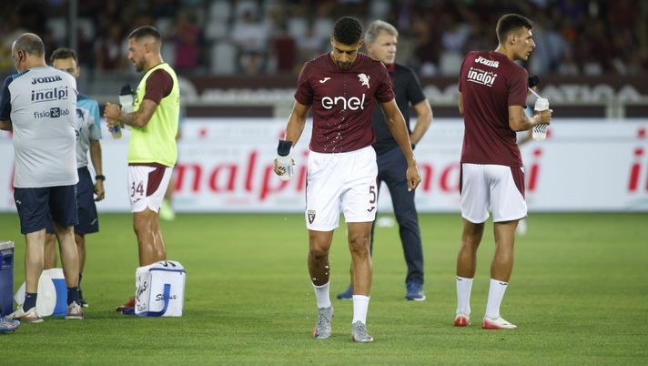 TURIN, ITALY - AUGUST 18: Adam Masina of Torino FC during the Coppa Italia match between Torino FC and Modena FC at Stadio Olimpico Grande Torino on August 18, 2025 in Turin, Italy. Photo: Nderim Kaceli Nazionali, il punto: Adams non incide, Masina in campo per tutta la gara- immagine 2
