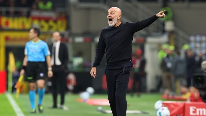 Pioli, polemica con Toni dopo Milan-Fiorentina: 'Ma le vedete le partite? Vi ho sentiti prima'