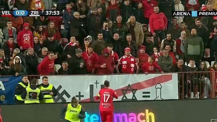 Tifosi Velez, svastica e stella di Davide: terribile al derby di Mostar! Tifosi Velez, svastica e stella di Davide: terribile al derby di Mostar! - immagine 1