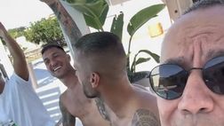 Politano e Spinazzola scatenati, cantano gli Squallor e danno spettacolo