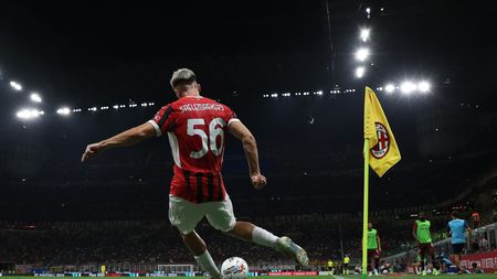 MILAN, ITALY - AUGUST 17: Alexis Saelemaekers of AC Milan in action during the Serie A match between AC Milan and Torino at Stadio Giuseppe Meazza on August 17, 2024 in Milan, Italy. (Photo by Claudio Villa/AC Milan via Getty Images)