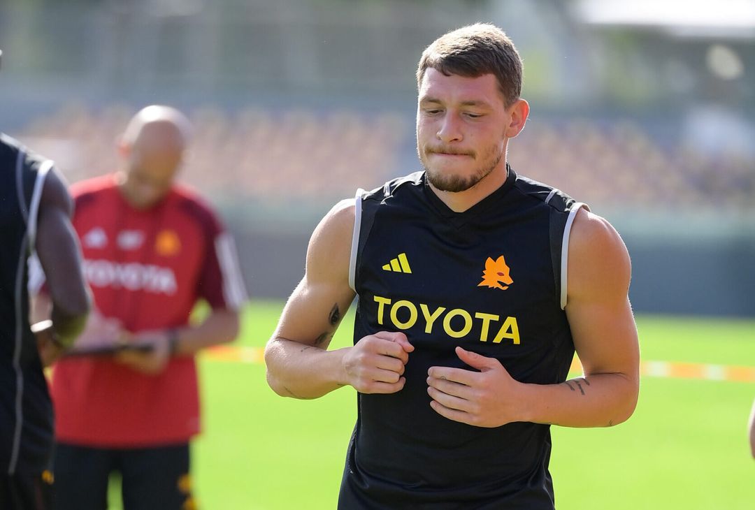La Roma prosegue la preparazione a Trigoria: Matic e Dybala a parte – FOTO GALLERY - immagine 55