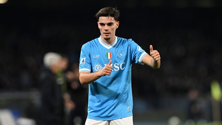 Miguel Gutierrez, laterale mancino in forza al Napoli, celebra su Instagram il trionfo odierno degli azzurri in trasferta contro il Cagliari. gutierrez napoli