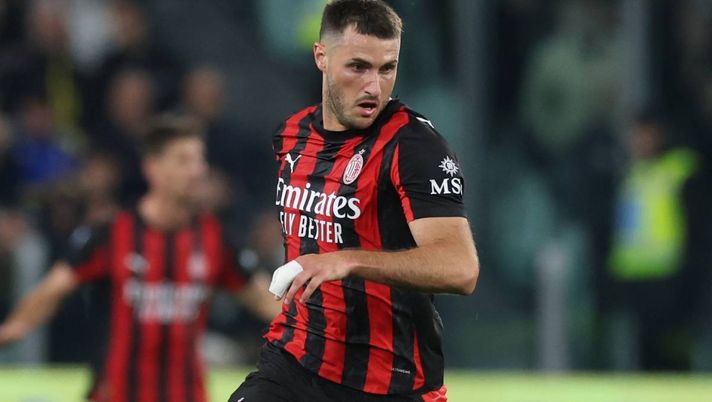 Santiago Gimenez (attaccante AC Milan), qui durante Juventus-Milan 0-0 (Serie A 2025-2026) | News (Getty Images) Milan, Ambrosini: 'Gimenez? Se Pulisic ha iniziato benissimo ...'