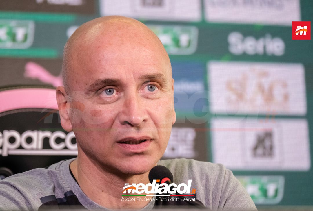 FOTO PALERMO, verso il Catanzaro: il tecnico Corini in conferenza (GALLERY) - immagine 8