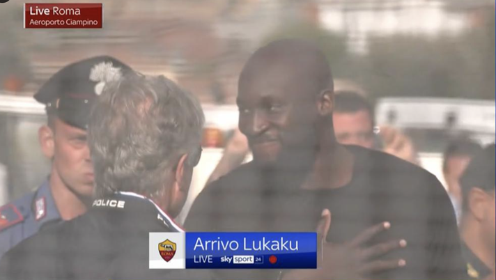 Sky – Roma, Romelu Lukaku è atterrato a Ciampino - immagine 1