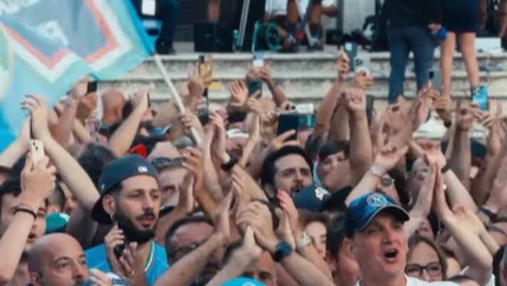Il saluto social del Napoli
