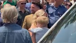 Napoli riabbraccia Mertens: con la famiglia alla cerimonia ufficiale