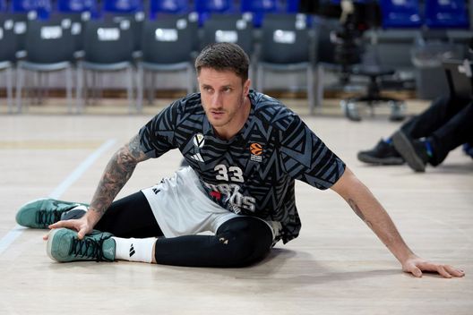 Photo by David Ramirez/Euroleague Basketball Basket, Polonara operato al Sant’Orsola di Bologna: “Trapianto fatto, tutto ok”- immagine 2