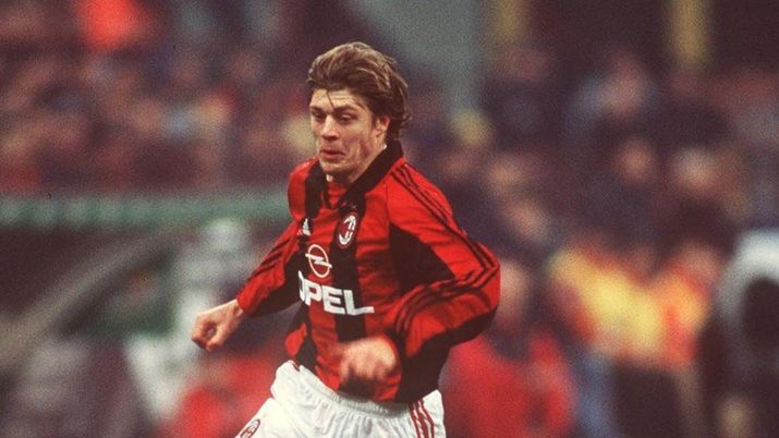 Milan, Helveg: “Berlusconi mi fece rimanere male. In Italia tifo per i rossoneri. Inter? Ecco la verità” Milan, Helveg: “Berlusconi mi fece rimanere male. In Italia tifo per i rossoneri. Inter? Ecco la verità” - immagine 1