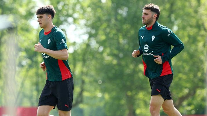 Davide Bartesaghi e Santiago Gimenez a Milanello