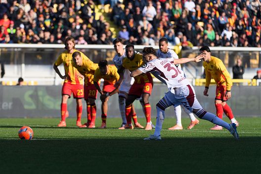 Getty Images Torino, Asllani: “Ho tirato un rigore bruttissimo, chiedo scusa. Avevamo…”- immagine 2