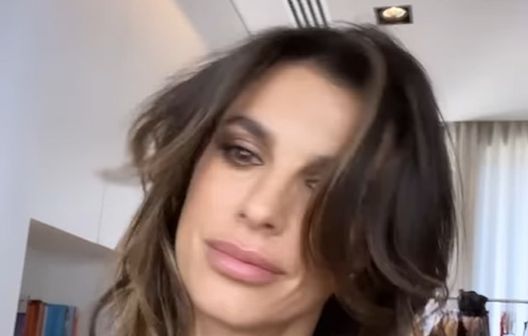 Elisabetta Canalis, la sfilata è bollente: i social in estasi per le sue curve- immagine 2