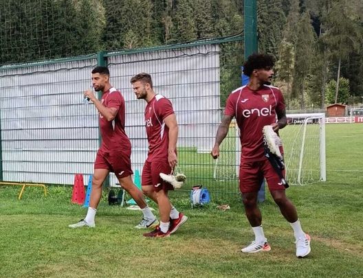 Toro, l’allenamento mattutino a Pinzolo: presente Adams- immagine 5