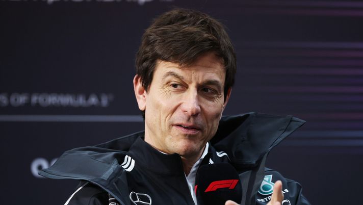 Wolff attacca Verstappen: “Si è comportato come un tassista a Roma o a Napoli” - immagine 1