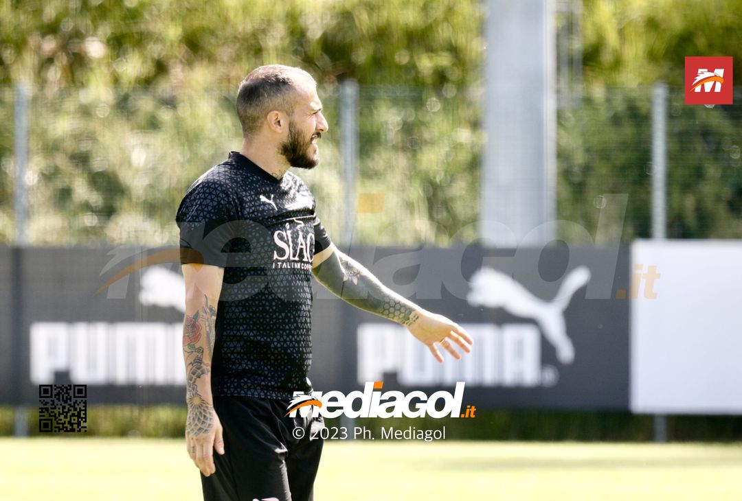 FOTO Ritiro Palermo, day 5 a Ronzone: sorrisi e tattica, presente Bigon (Gallery) - immagine 8