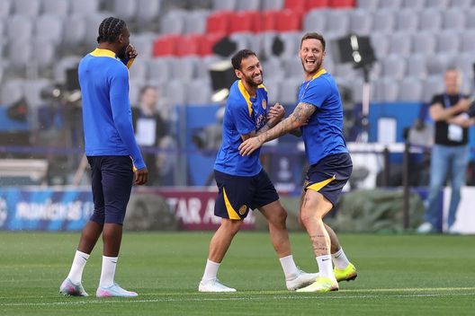 La vera forza di Inter e PSG è la qualità tecnica a centrocampo: “Qualcosa andato storto se…” La vera forza di Inter e PSG è la qualità tecnica a centrocampo: “Qualcosa andato storto se…” - immagine 1
