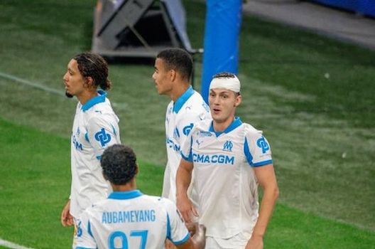 La foto pubblicata da Pavard su Instagram Dugarry, che attacco a Pavard: “Totalmente patetico e ridicolo”. Obraniak: “Un piagnone”- immagine 3