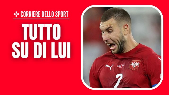 Strahinja Pavlovic (difensore RB Salisburgo), qui con la maglia della Serbia agli Europei 2024, obiettivo di calciomercato del Milan | AC Milan News (Getty Images) Strahinja Pavlovic RB Salisburgo Calciomercato AC Milan