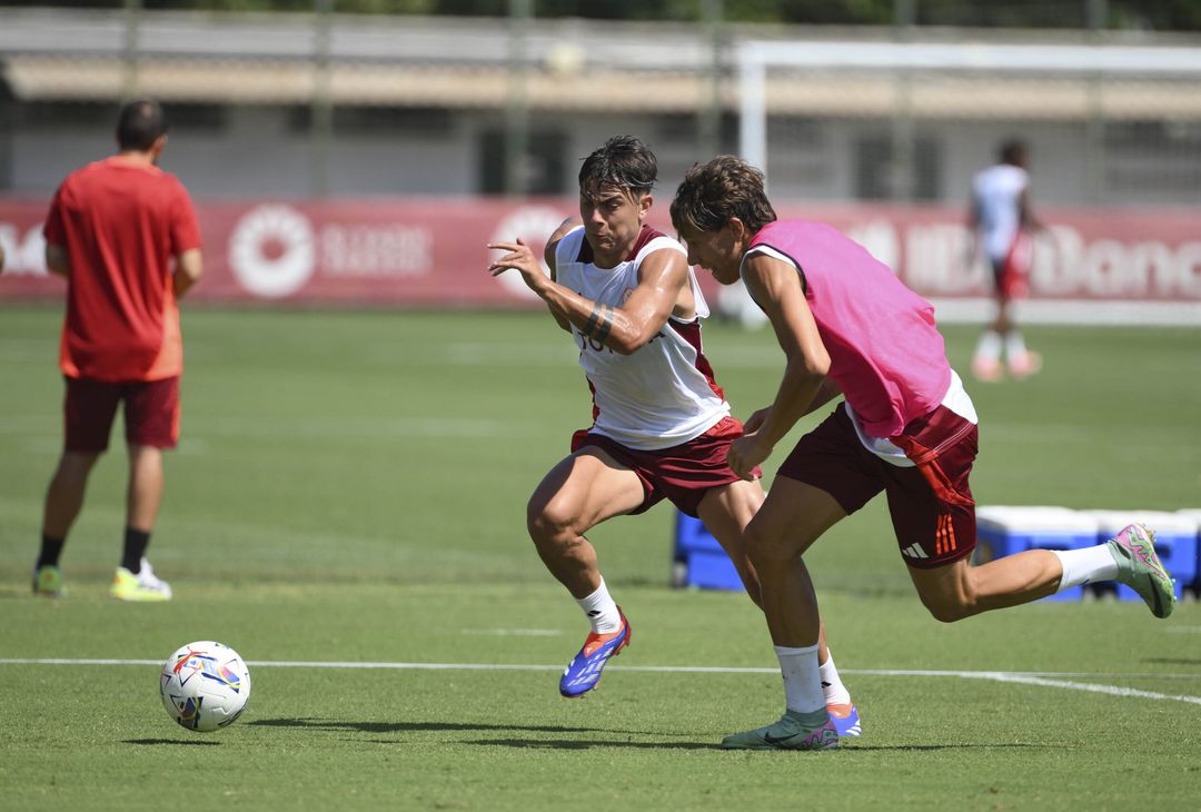 Roma, giallorossi a lavoro a Trigoria: è tornato Dybala – FOTO GALLERY - immagine 24