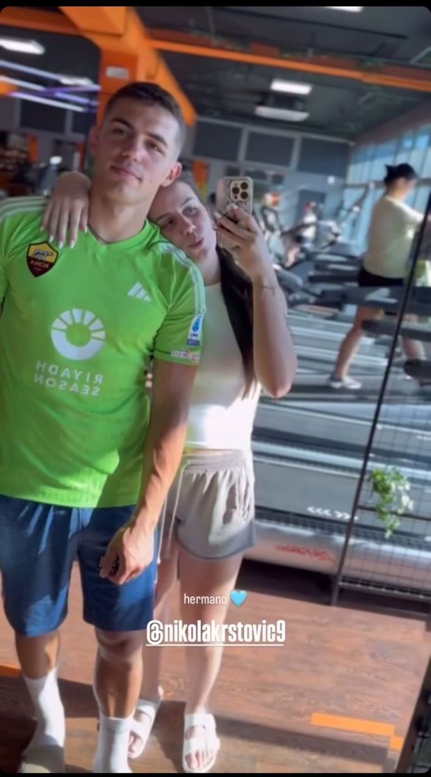 Krstovic, l’indizio arriva dai social: maglia della Roma durante l’allenamento- immagine 2