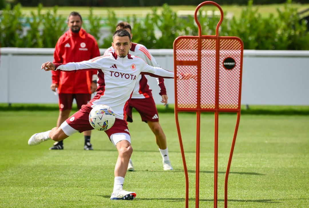 Ritiro Roma, ultimo allenamento in terra inglese: domani l’Everton – FOTO GALLERY - immagine 47