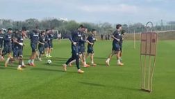 Verso PSV-Napoli, gli azzurri si riscaldano per la sfida di Champions