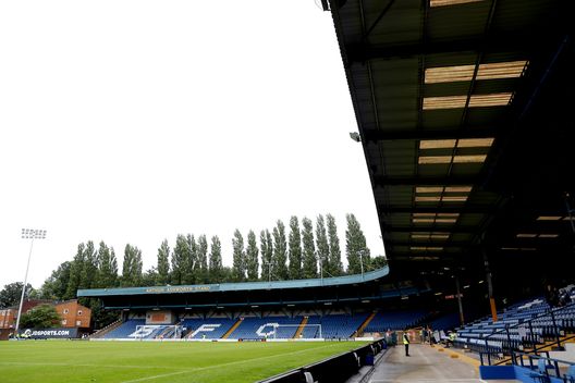 Il Gigg Lane di Bury. (Foto di Charlotte Tattersall/Getty Images) Incredibile in Inghilterra, giocatore guida fino alla Bury sbagliata e si fa 7 ore di macchina- immagine 2