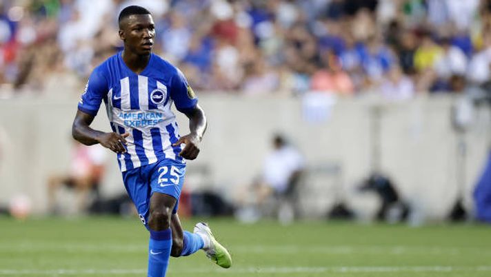 HARRISON, NEW JERSEY - JULY 28: Moisés Caicedo #25 of Brighton & Hove Albion in action during the Premier League Summer Series match between Brighton & Hove Albion and Newcastle United at Red Bull Arena on July 28, 2023 in Harrison, New Jersey. (Photo by Adam Hunger/Getty Images for Premier League) Moises Caicedo ed il retroscena: “I primi mesi al Chelsea? Difficili…” - immagine 1