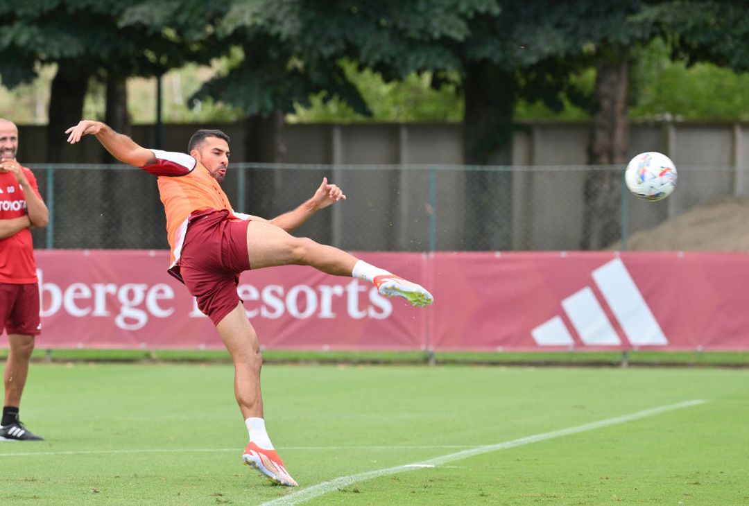 Trigoria, l’allenamento della Roma a due giorni dal Genoa: out Zalewski – FOTO GALLERY - immagine 9
