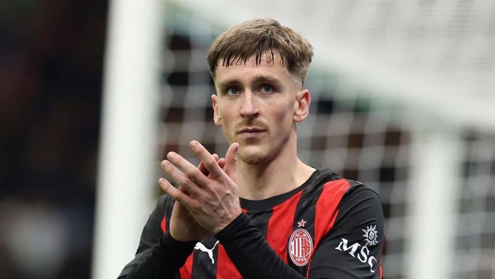 Alexis Saelemaekers (centrocampista AC Milan) | AC Milan News (Foto Getty Images) Alexis Saelemaekers, esterno del Milan di Allegri, è stato intervistato dal 'Corriere dello Sport'. Tra i temi anche un pensiero sul VAR