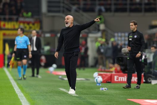 (Photo by Claudio Villa/AC Milan via Getty Images) pioli-esonero-fiorentina-serie-a-milan-allegri-lecce-franchi-ultimo-posto-classifica