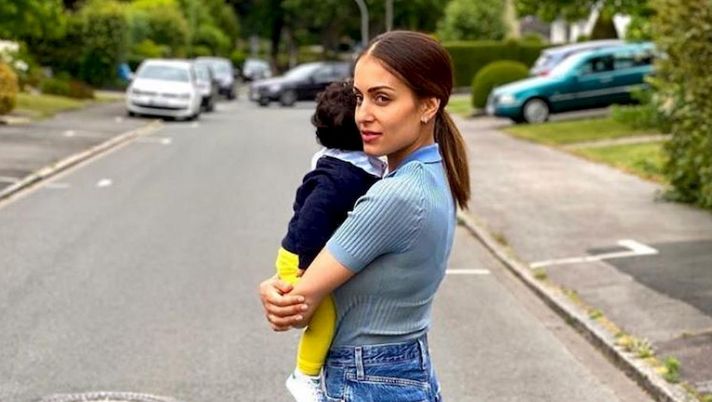 Hiba Abouk abituata alla fama, c’è una cosa che il figlio più grande di Hakimi le “rimprovera” Hiba Abouk abituata alla fama, c’è una cosa che il figlio più grande di Hakimi le “rimprovera” - immagine 1